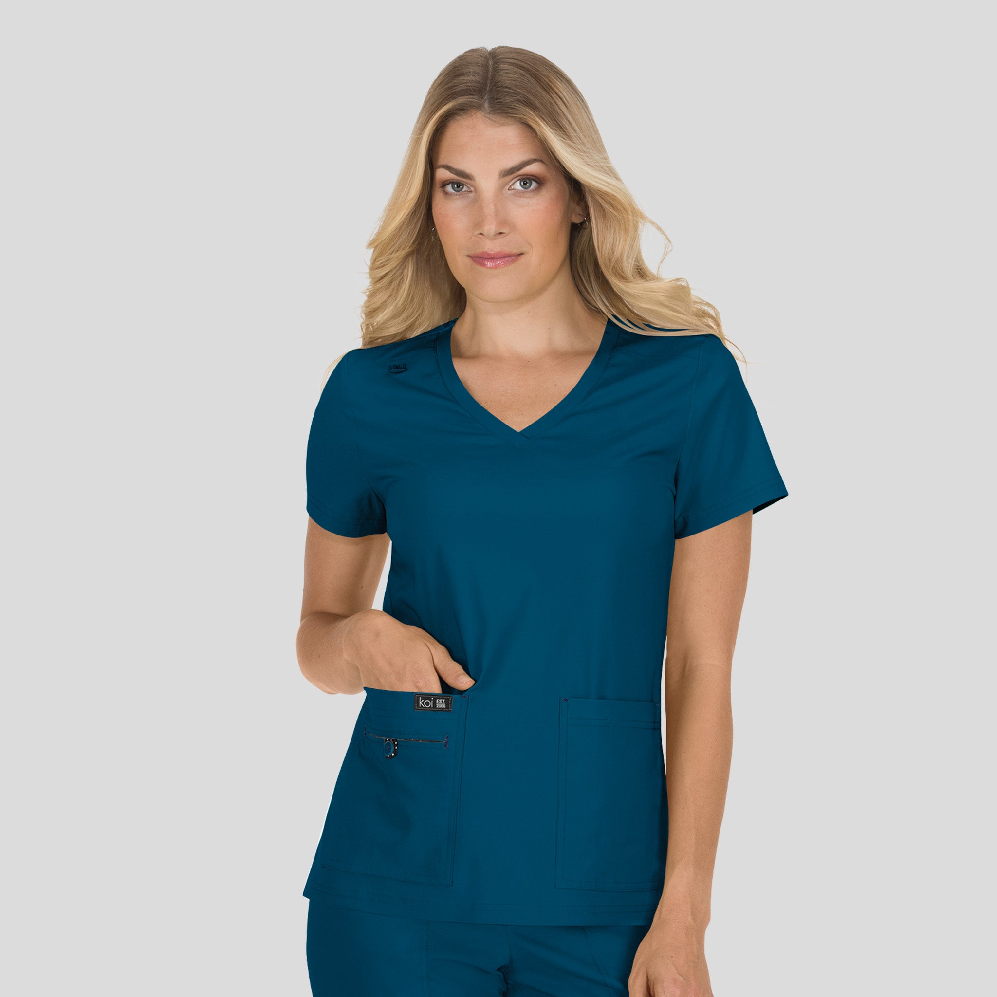 Becca Women's 4-Pocket Stretch Top | Caribbean